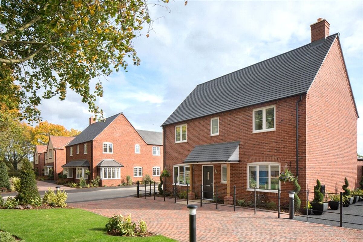 development for sale in 5 Hayfield Chase, Tiddington, CV37 SNH170438