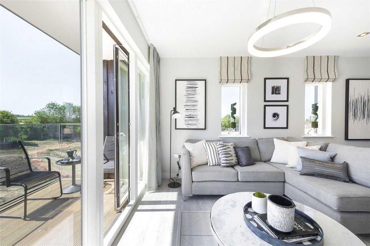 flat for sale in 22 Urwin Gardens, Babraham Road, Cambridge, CB2