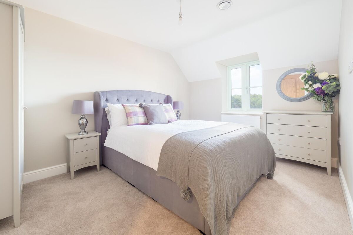 house for sale in 6 Windrush Heights, Little Windrush, Burford