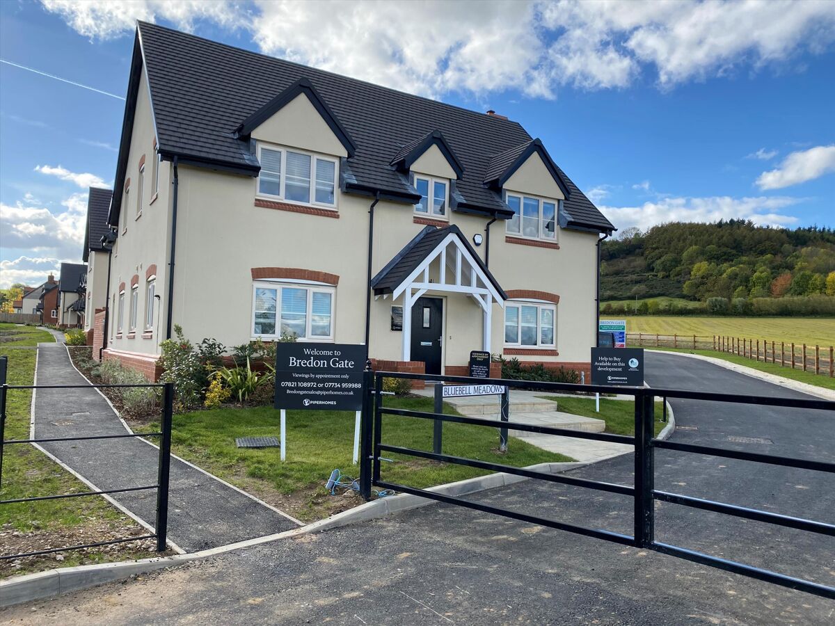 house for sale in Bredon Gate, AshtonunderHill, Evesham