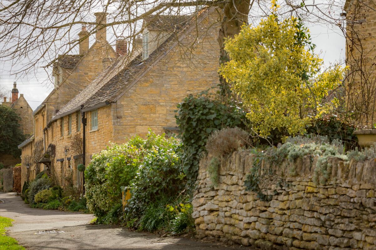 house for sale in 4 The Grange, Longborough, MoretoninMarsh