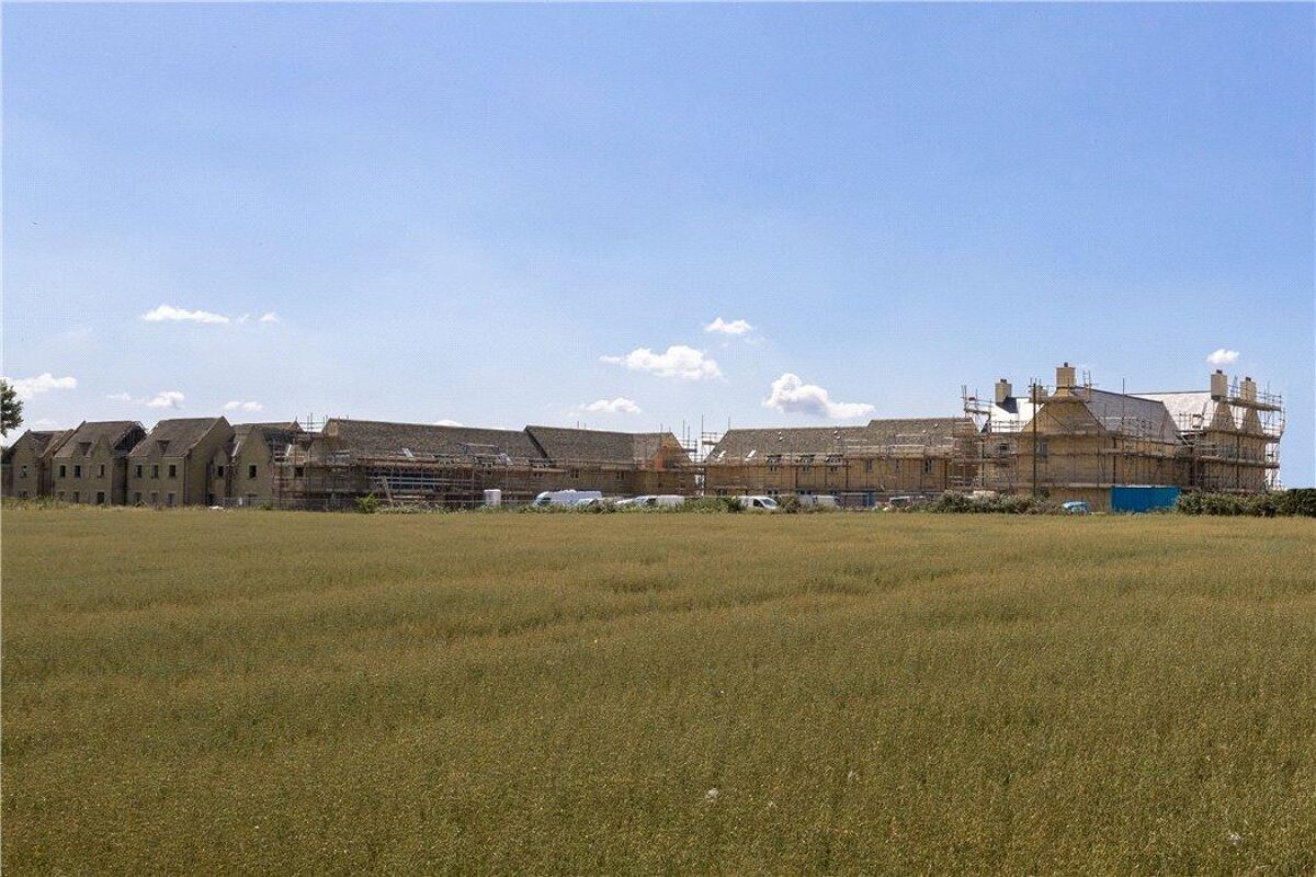 house for sale in 3 Windrush Heights, Little Windrush, Burford