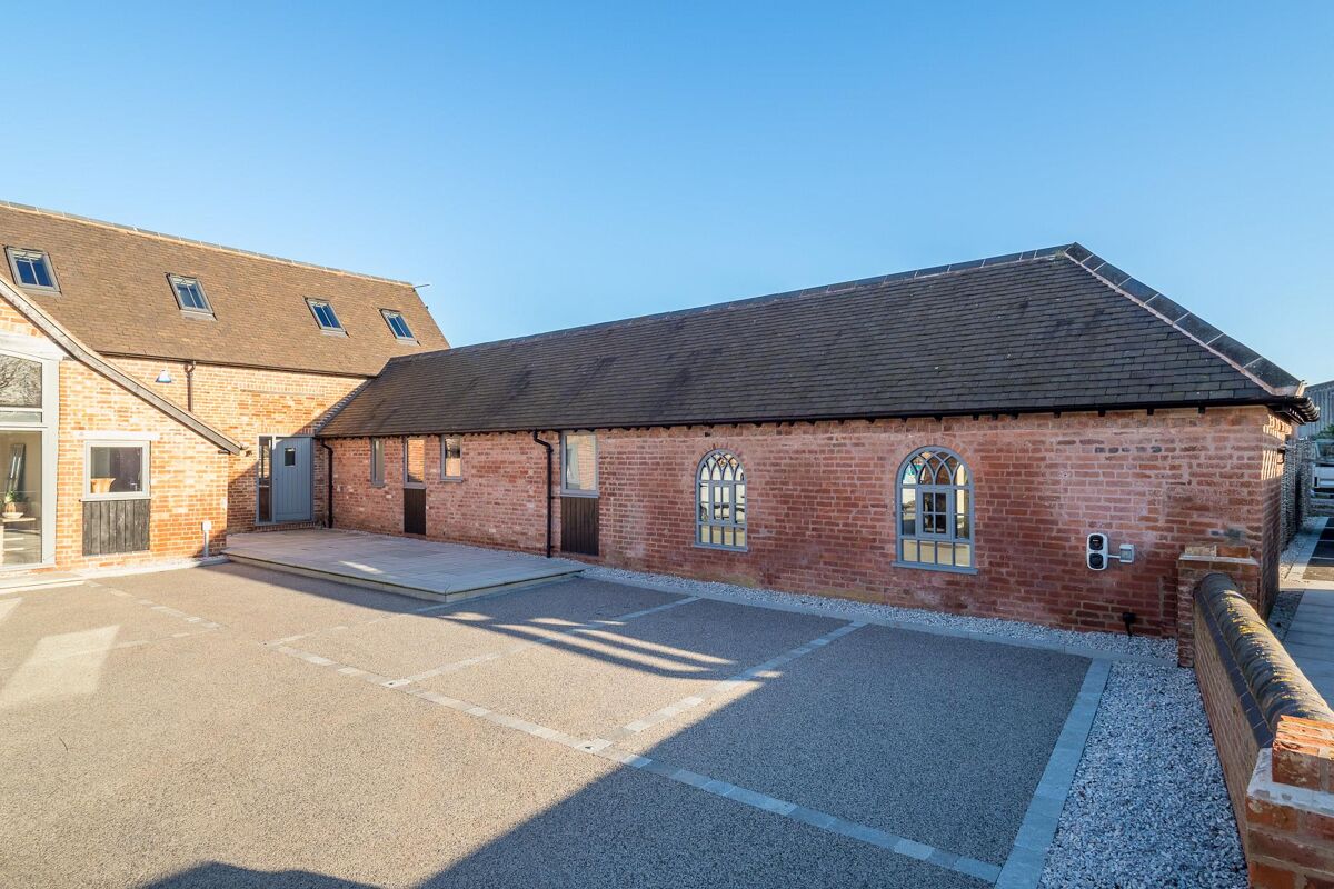 house for sale in Charlecote, Wellesbourne, Warwickshire, CV35