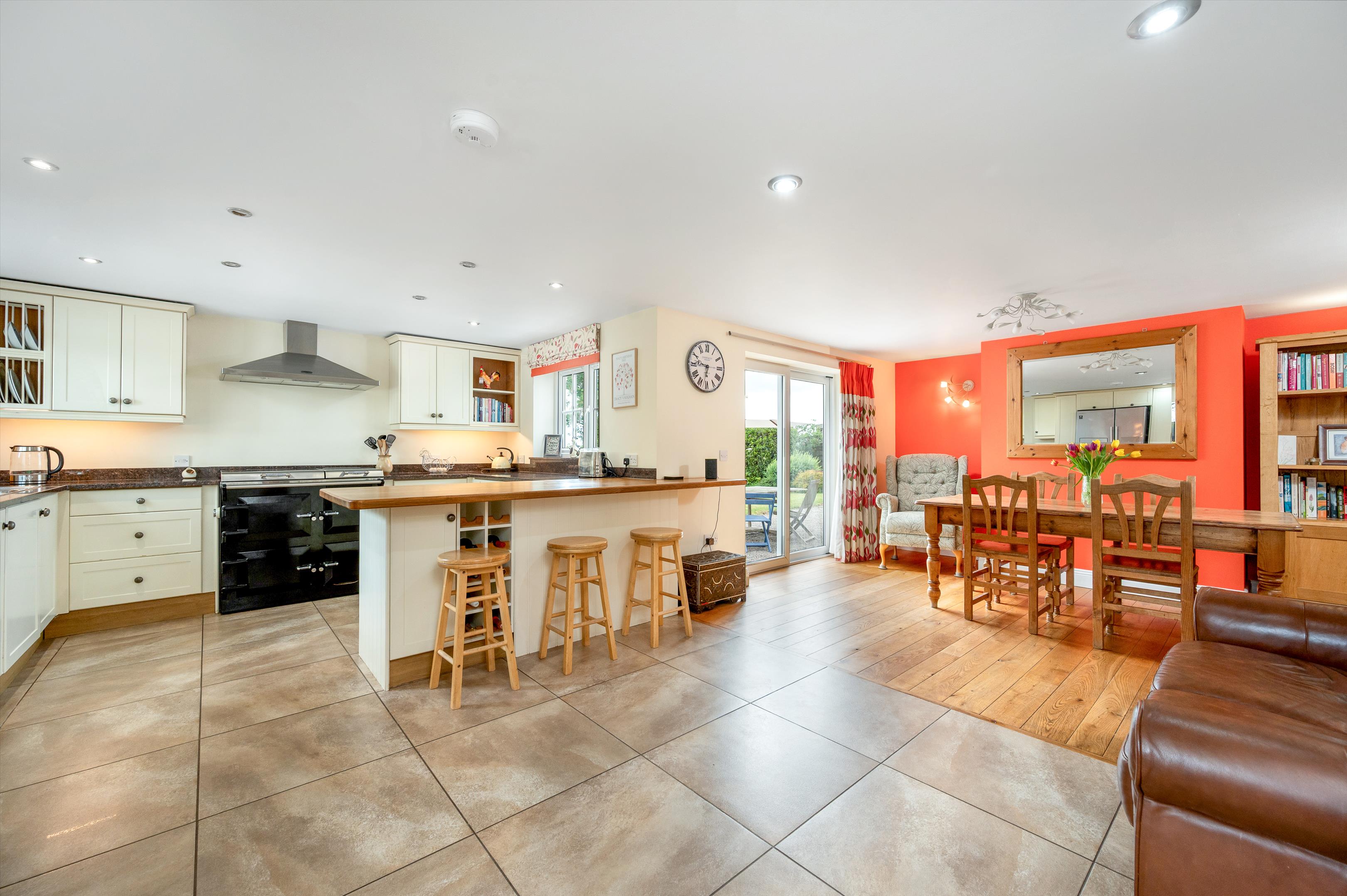 The Country Comforts of Modernity 3