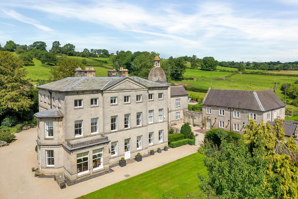 Image of Middle Mayfield, Ashbourne, Staffordshire, DE6