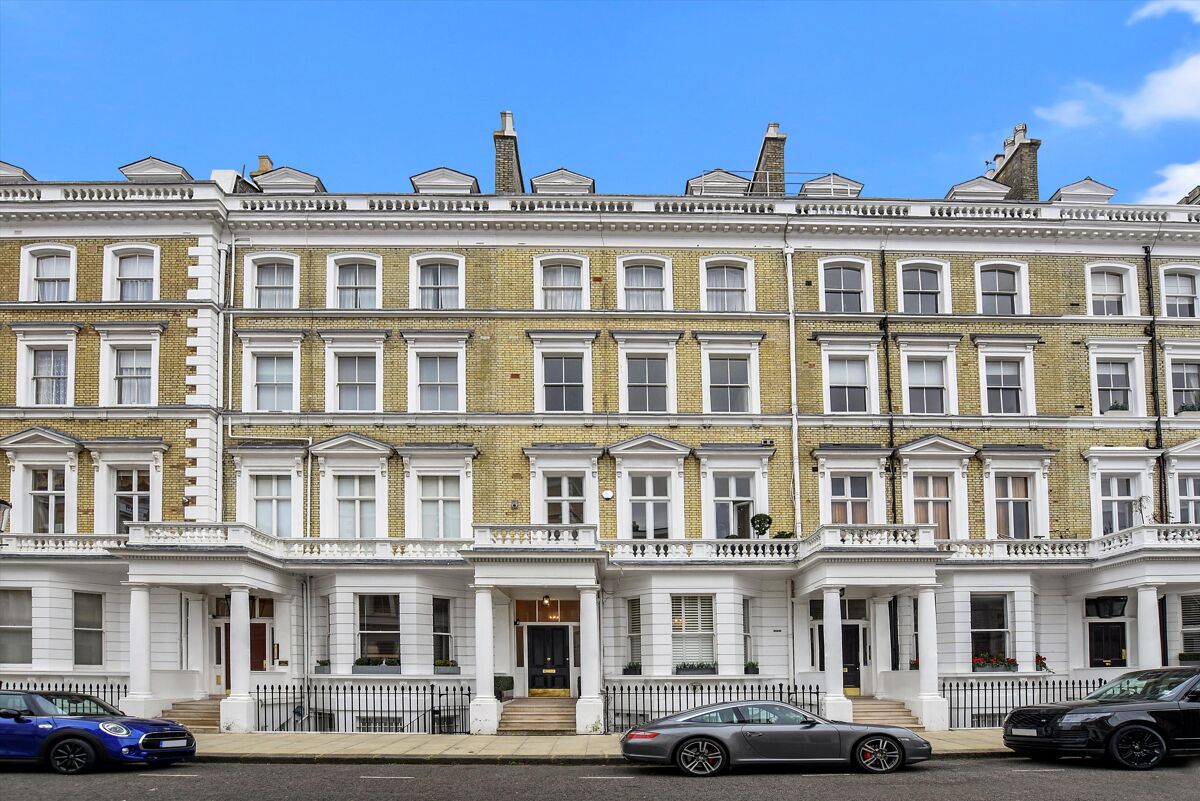 flat for sale in Onslow Gardens, London, SW7 STK012080841 Knight Frank