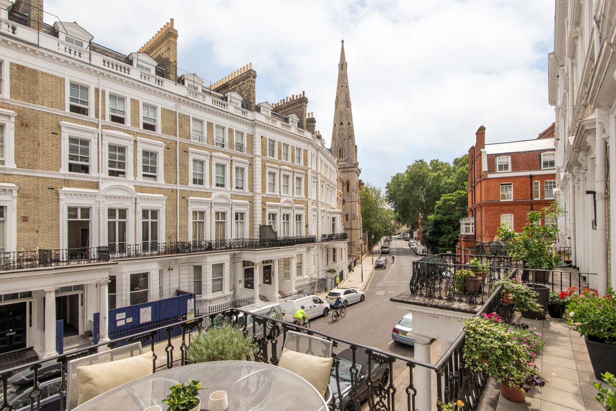 flat for sale in Cranley Gardens, London, SW7 STK012159120 Knight Frank