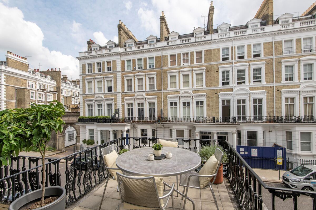 flat for sale in Cranley Gardens, London, SW7 STK012159120 Knight Frank