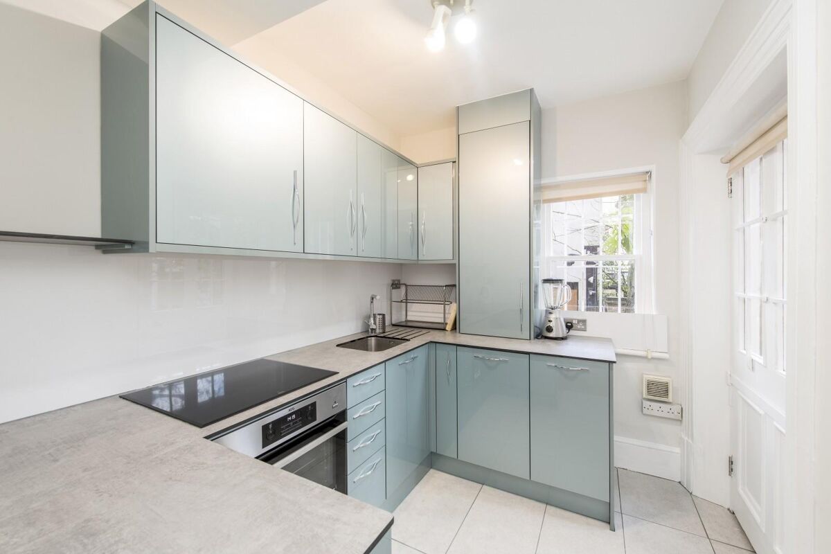 flat for sale in Rosary Gardens, South Kensington, London, SW7