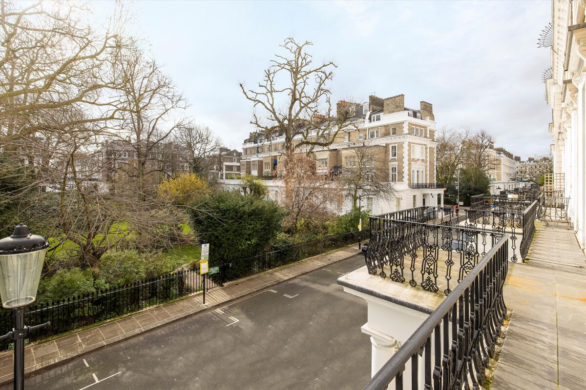 flat for sale in Onslow Gardens, London, SW7 STK012231437 Knight Frank