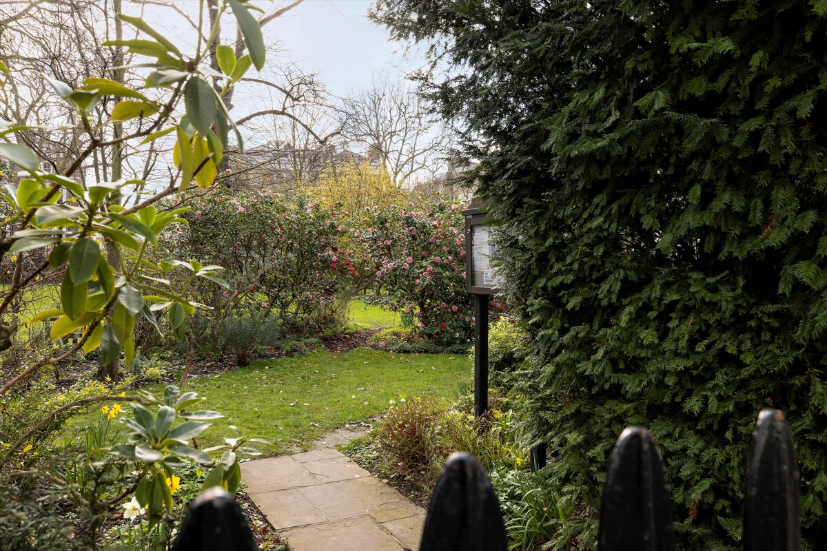 flat for sale in Onslow Gardens, London, SW7 STK012231437 Knight Frank