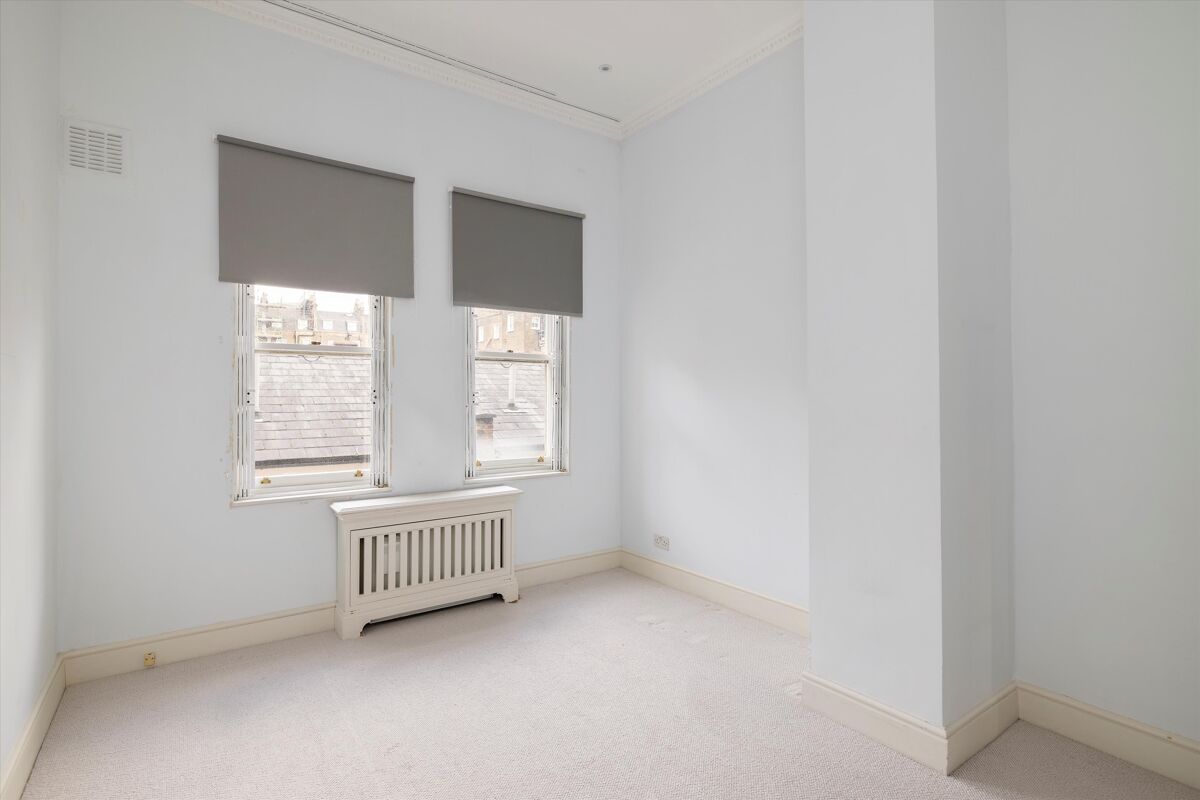 flat for sale in Onslow Gardens, London, SW7 STK012231437 Knight Frank