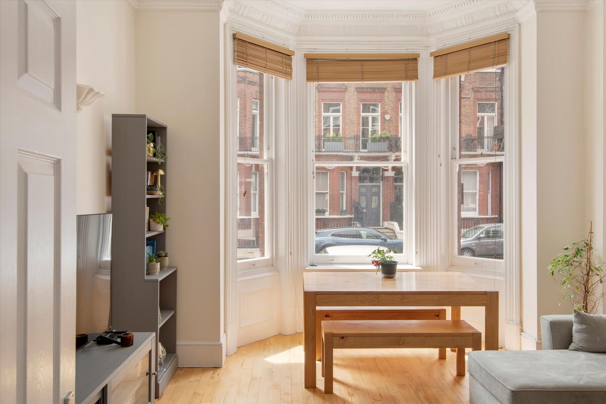 flat for sale in Rosary Gardens, London, SW7 STK012266003 Knight Frank