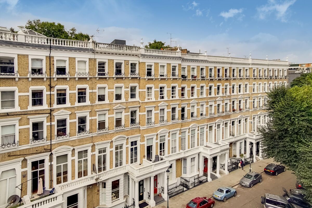 flat for sale in Emperors Gate, South Kensington, London, SW7 ...