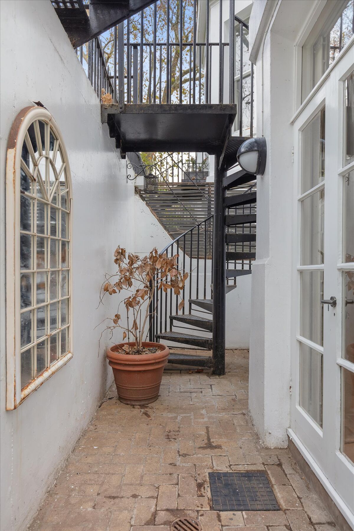flat for sale in Onslow Gardens, London, SW7 STK012354601 Knight Frank