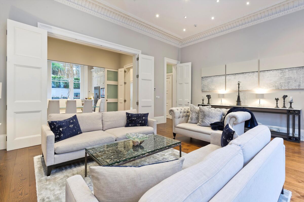 flat for sale in Roland Gardens, London, SW7 STK160118 Knight Frank