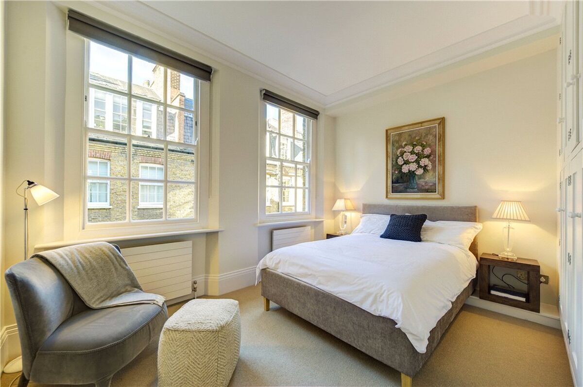flat for sale in Coleherne Court Redcliffe Gardens Earl #39 s Court flat for sale in Coleherne Court Redcliffe Gardens Earl #39 s Court