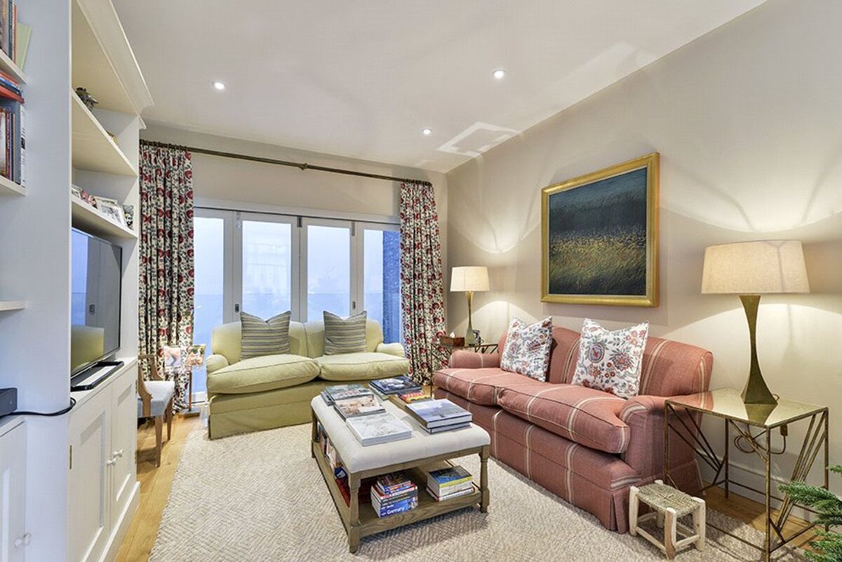 house for sale in Elvaston Mews, South Kensington, London, SW7