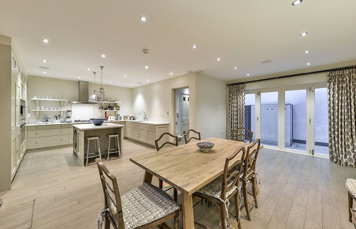 house for sale in Elvaston Mews, South Kensington, London, SW7