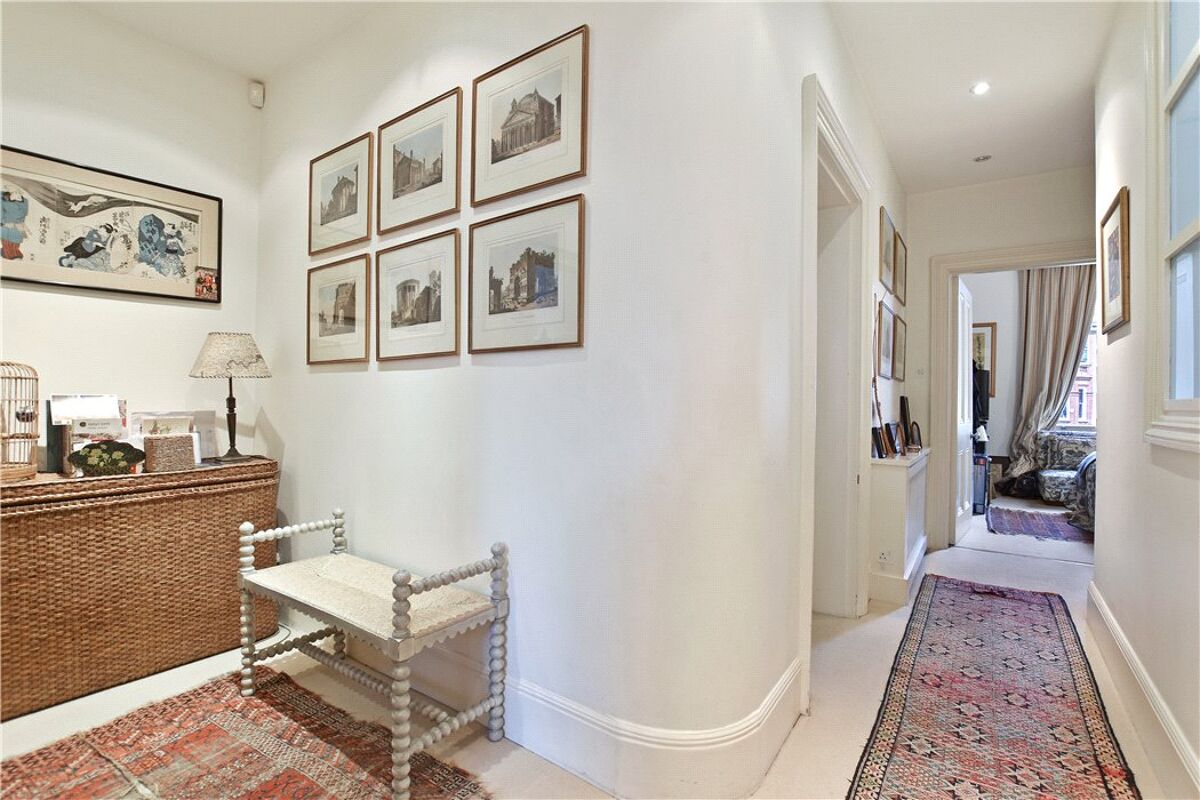 flat for sale in Wetherby Gardens, South Kensington, London, SW5