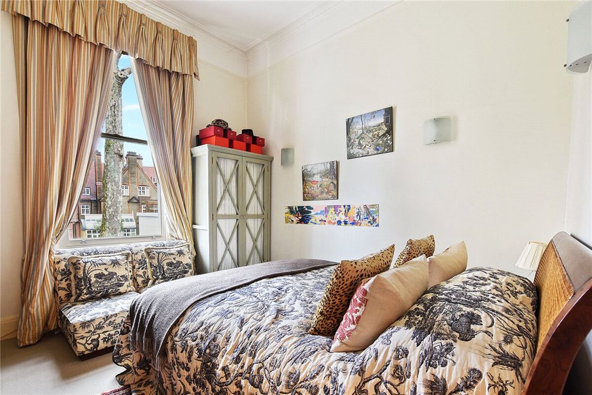flat for sale in Wetherby Gardens, South Kensington, London, SW5