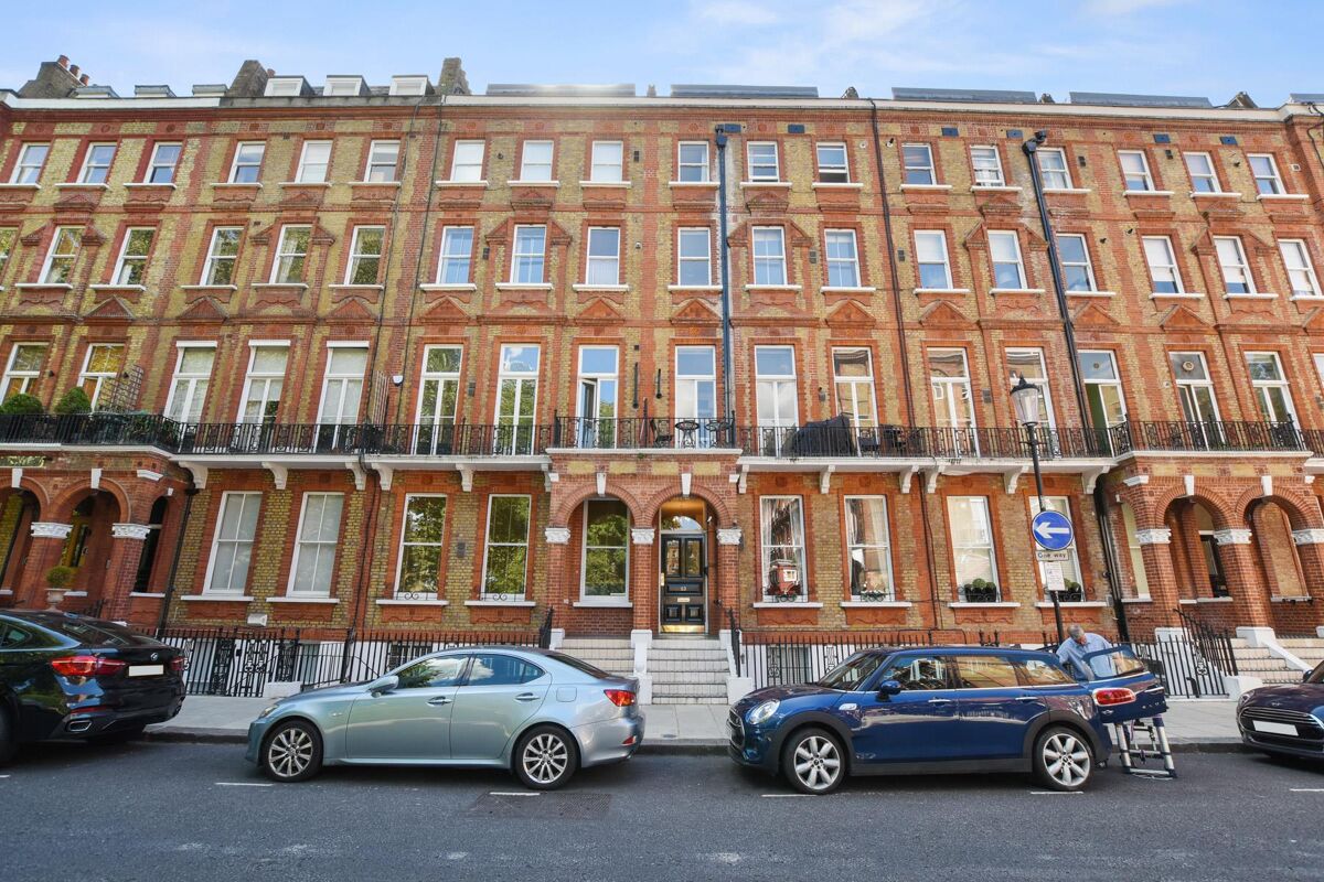 flat for sale in Nevern Square, London, SW5 STK200005 Knight Frank