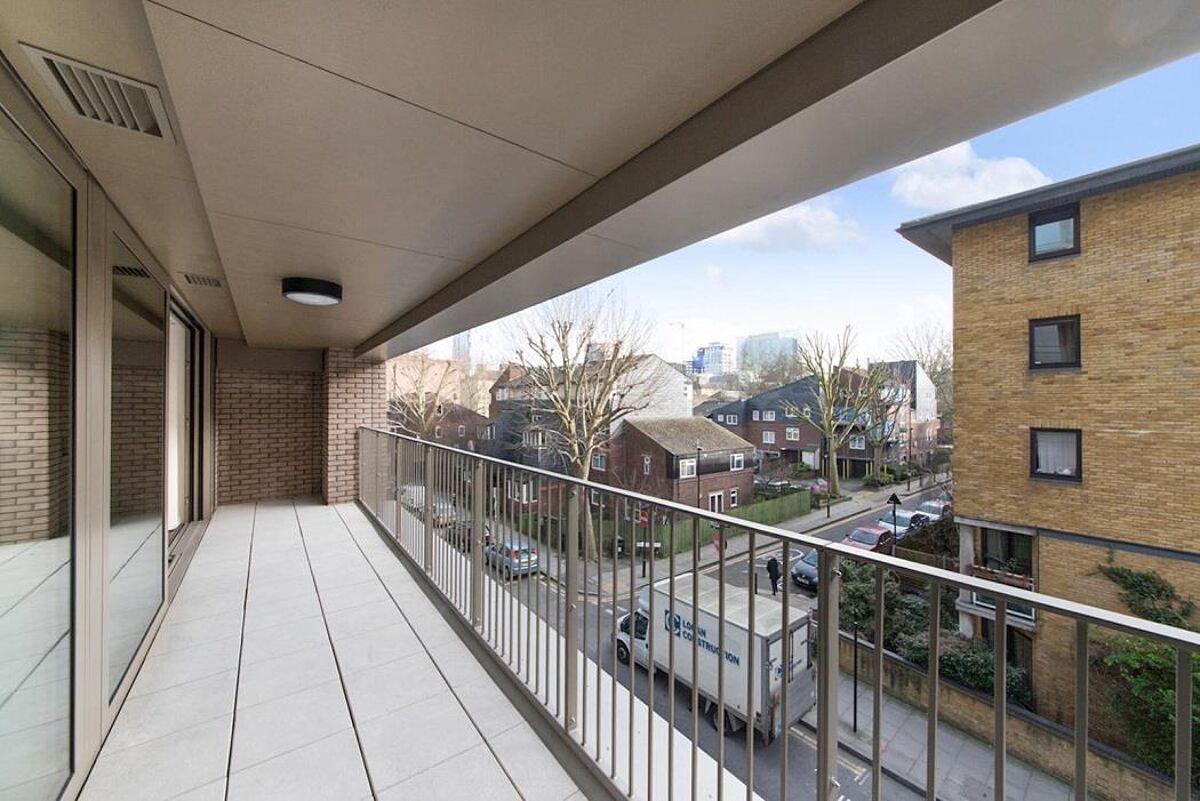 flat to rent in Royal Mint Street, Tower Hill, London, E1 STQ341458