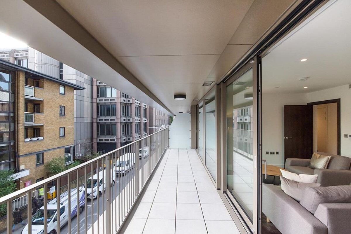 flat to rent in Royal Mint Street, Tower Hill, London, E1 STQ341458