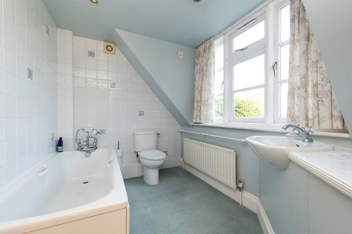 house for sale in Station Road, Wilmcote, StratforduponAvon