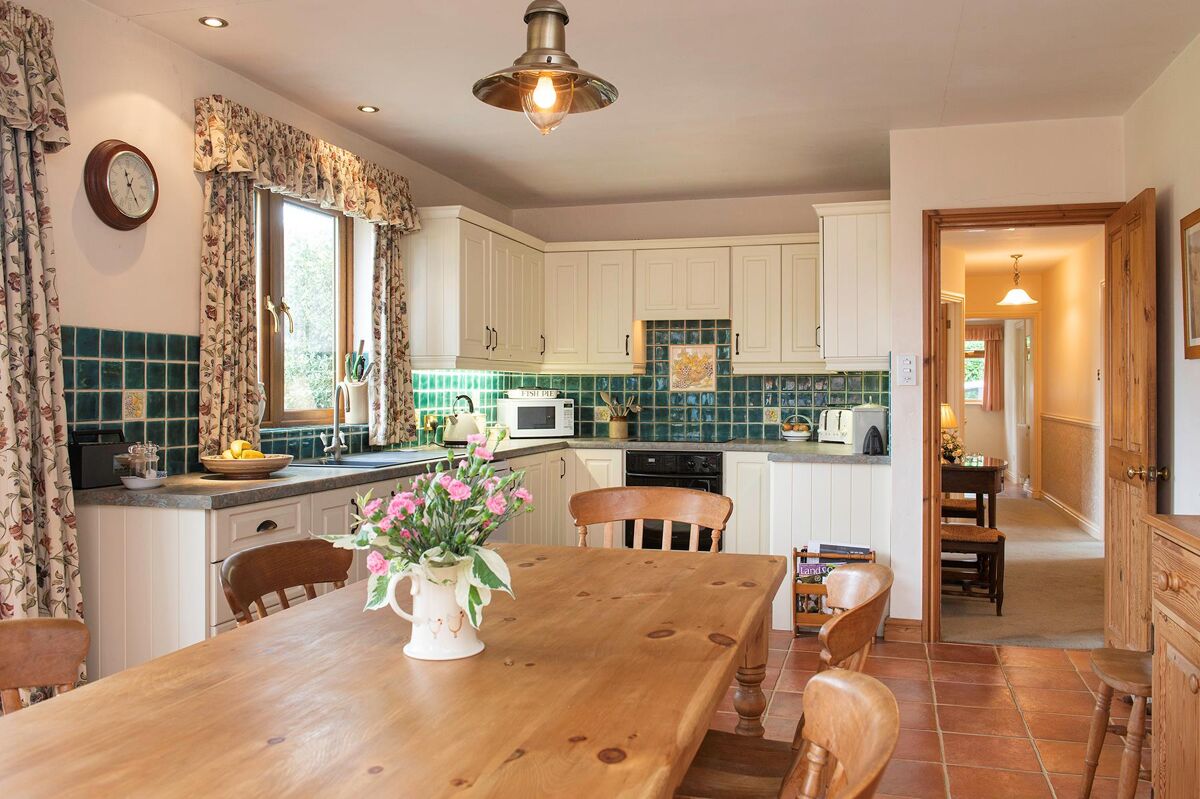 bungalow for sale in Haseley Knob, Warwick, Warwickshire, CV35