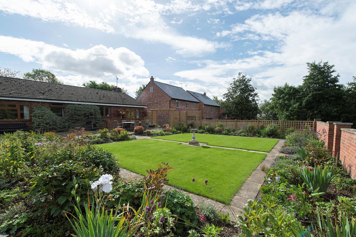 bungalow for sale in Haseley Knob, Warwick, Warwickshire, CV35 STR012018192 Knight Frank