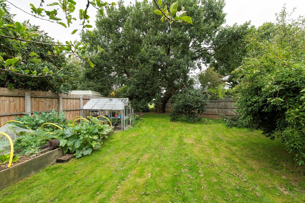 house for sale in Evenlode Close, StratforduponAvon, Warwickshire