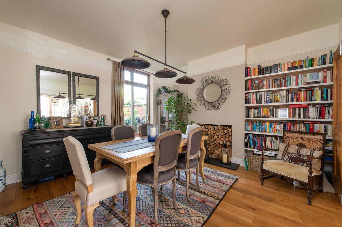 house for sale in Broad Walk, StratforduponAvon, Warwickshire, CV37