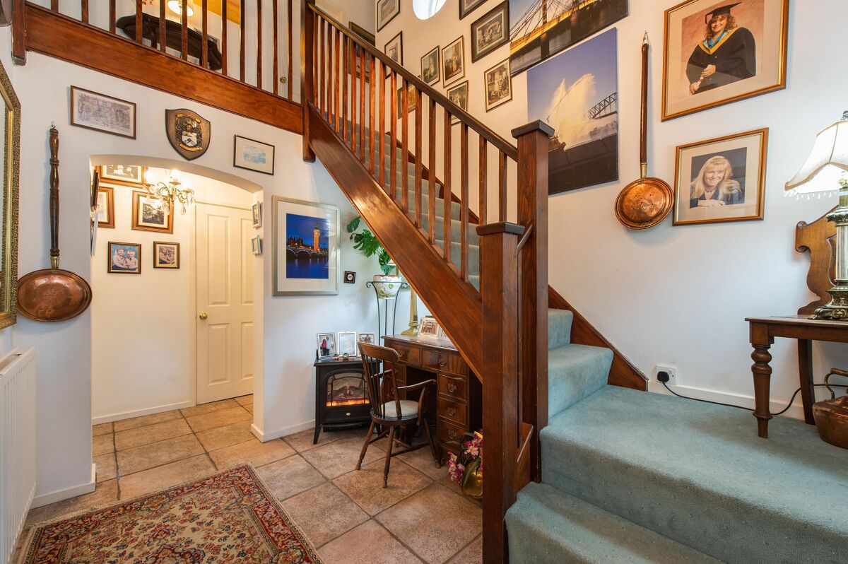 house for sale in 350 Birmingham Road, StratforduponAvon