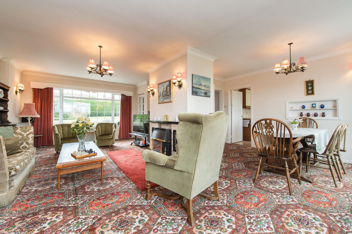 house for sale in Church Road, Snitterfield, StratforduponAvon