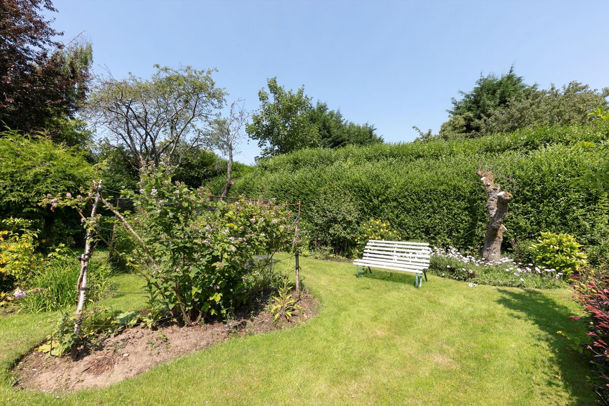 house for sale in Gibbet Hill Road, Coventry, West Midlands, CV4 STR012086298 Knight Frank