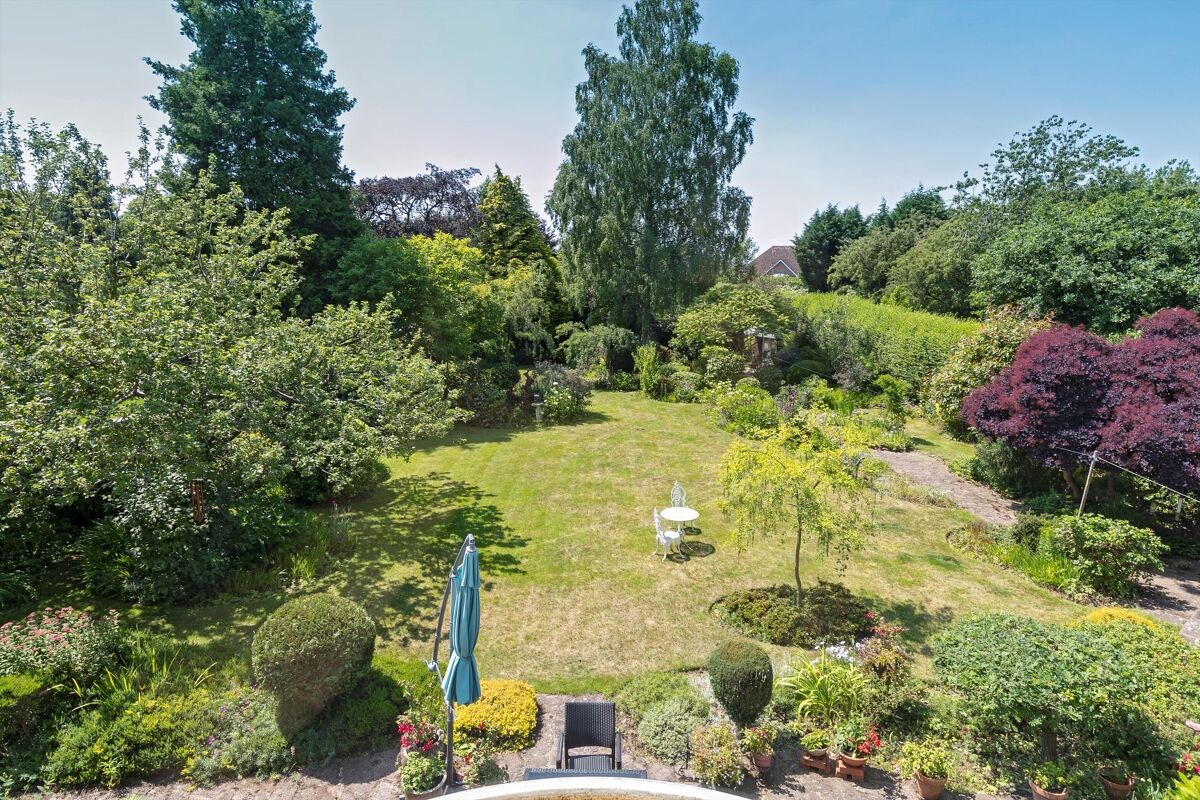 house for sale in Gibbet Hill Road, Coventry, West Midlands, CV4 STR012086298 Knight Frank