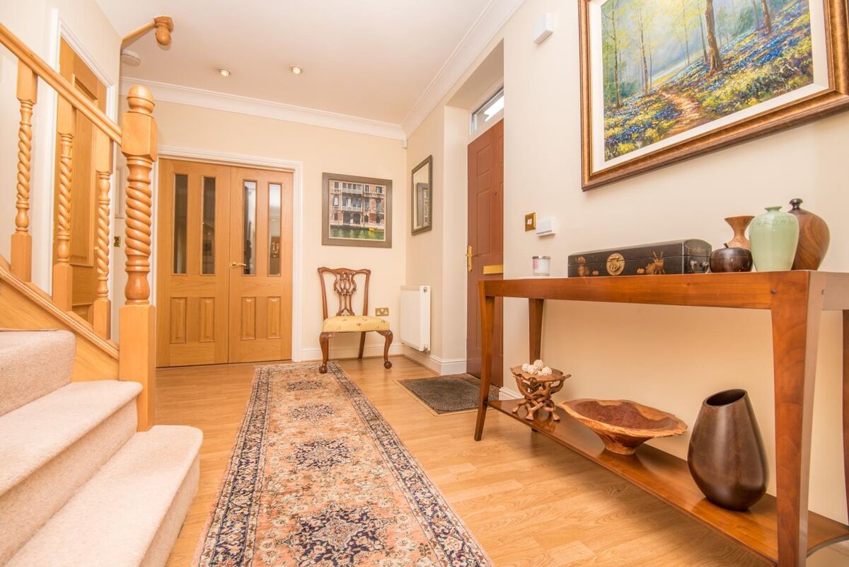 house for sale in The Avenue, StratforduponAvon, Warwickshire, CV37. STR012093018