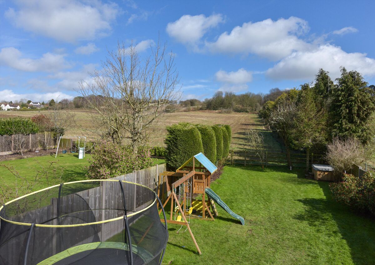 house for sale in Linehouse Lane, Lickey End, Bromsgrove, B60