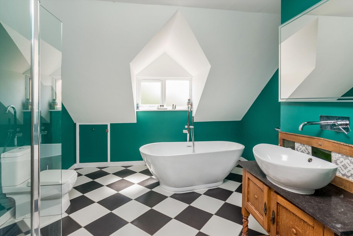 Property for sale StratforduponAvon, Warwickshire, CV37 Knight Frank