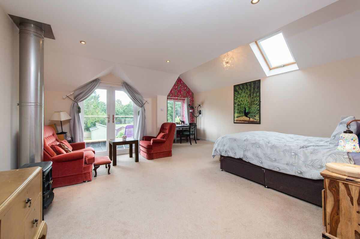 Property for sale StratforduponAvon, Warwickshire, CV37 Knight Frank