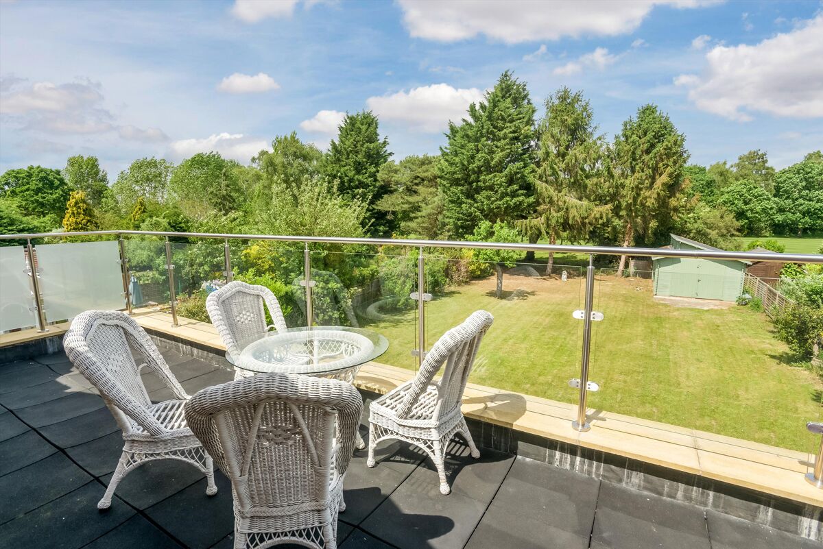 Property for sale StratforduponAvon, Warwickshire, CV37 Knight Frank