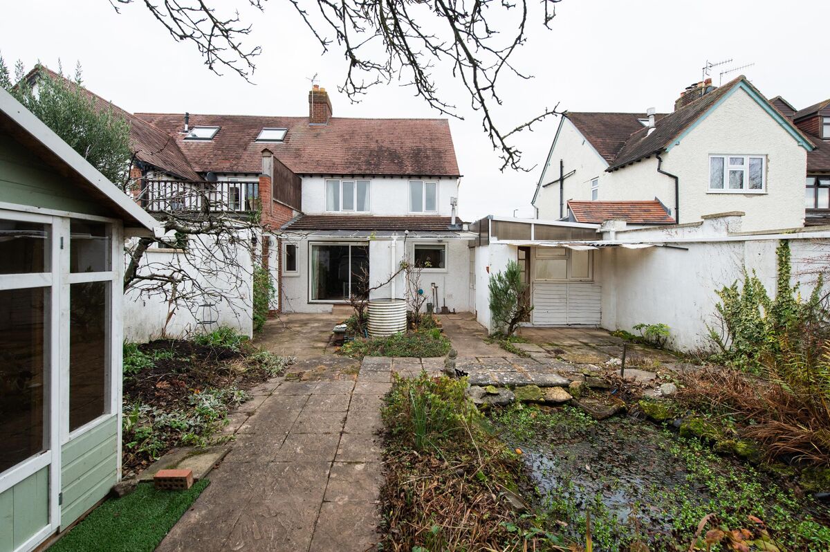 house for sale in Banbury Road, StratforduponAvon, Warwickshire, CV37