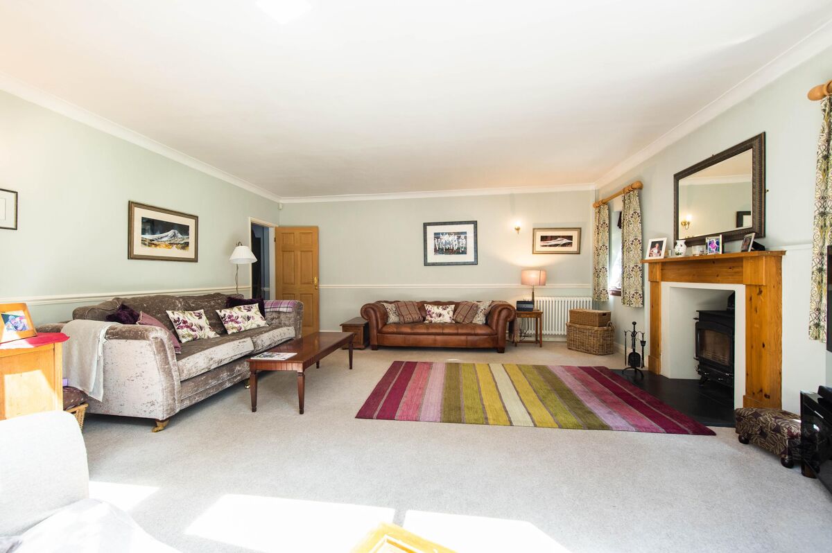 house for sale in Manor Road, StratforduponAvon, Warwickshire, CV37