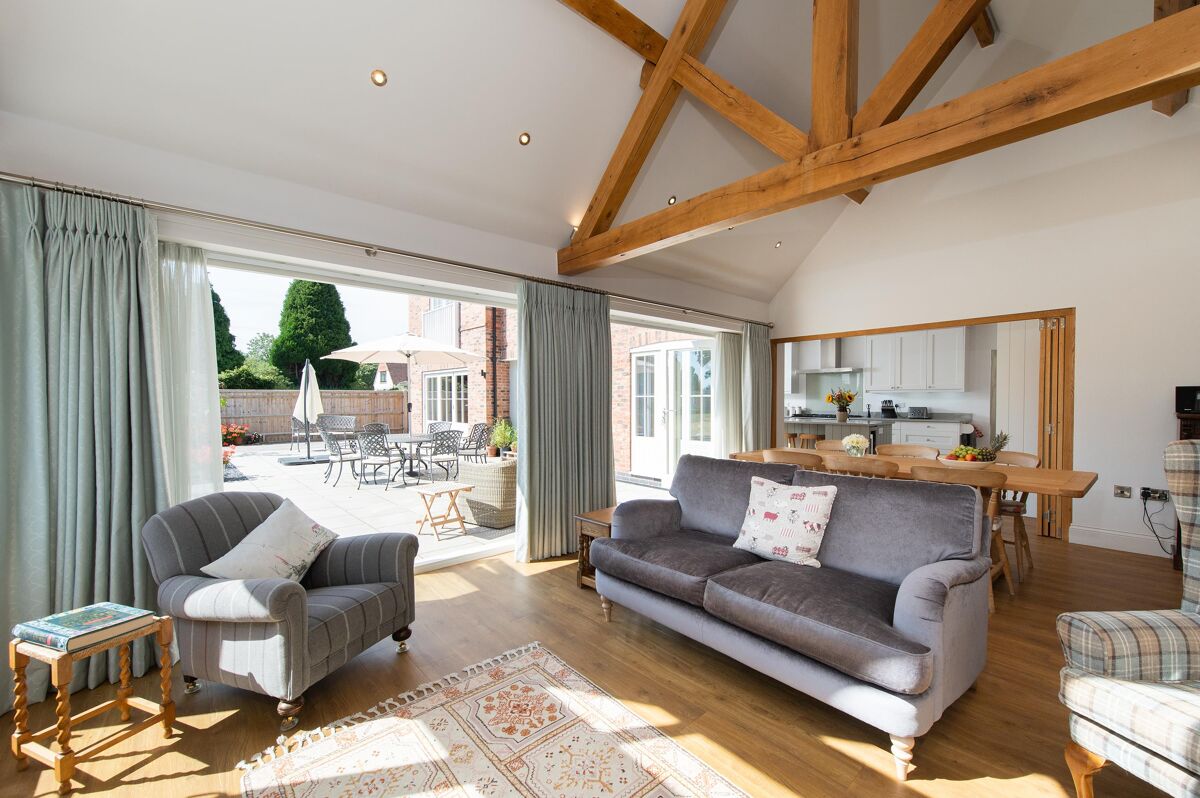 house for sale in Ashlawn Road, Rugby, Warwickshire, CV22