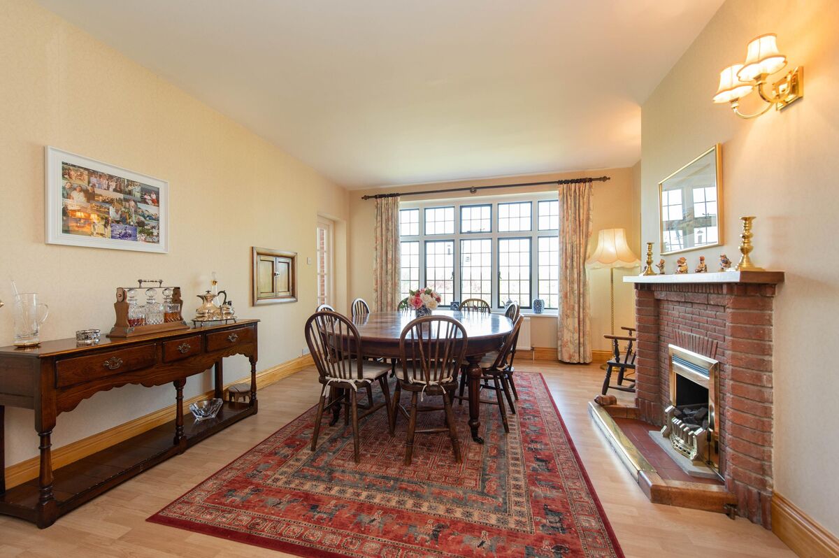 house for sale in Alveston Lane, Alveston, StratforduponAvon