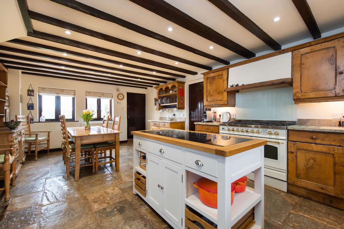 barn conversion for sale in Orchard Barn, Alderminster, Warwickshire