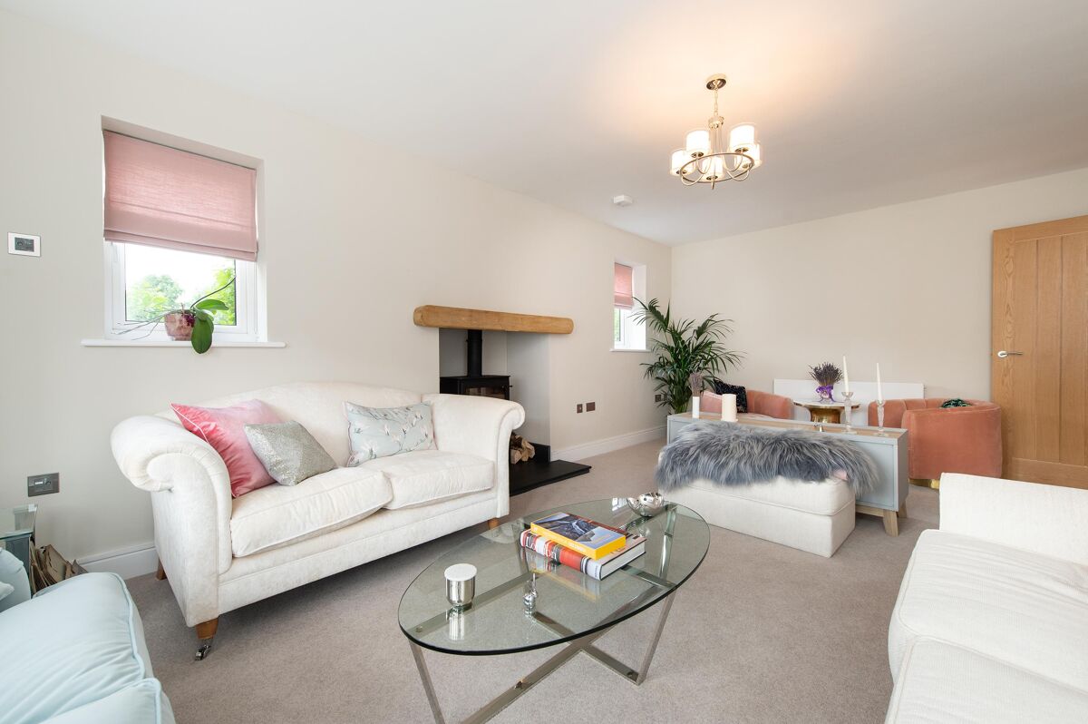 house for sale in Hewitt Road, Barford, Warwick, Warwickshire, CV35