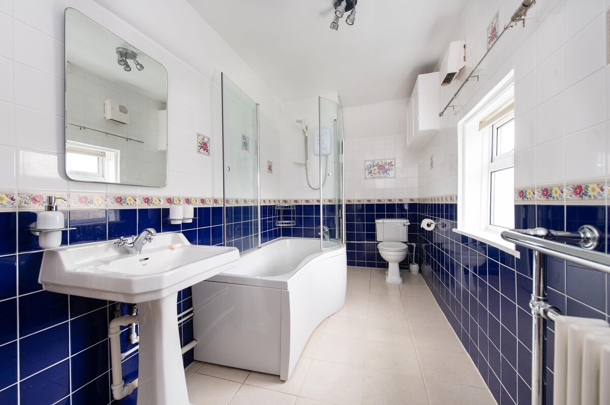 house for sale in Ansley, Nuneaton, Warwickshire, CV10 STR012144861 Knight Frank