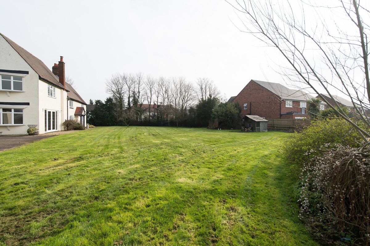 house for sale in Ansley, Nuneaton, Warwickshire, CV10 STR012144861